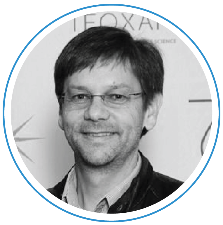 Dr.PeroldLouw